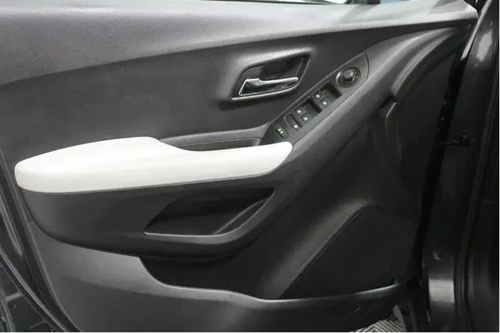 $11989 : Chevrolet Trax 2020 AWD LS 4 image 3