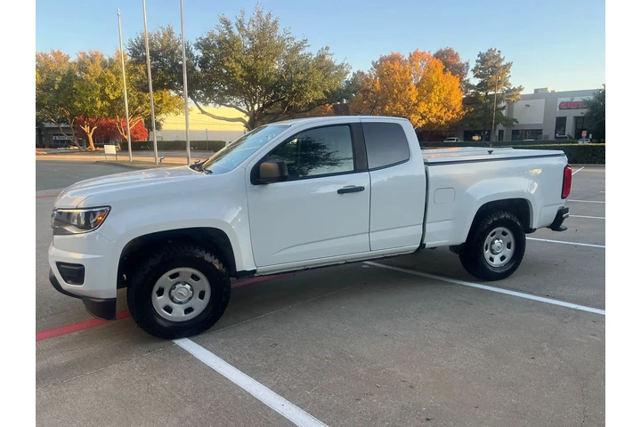 $13541 : 2018 Colorado WT image 5