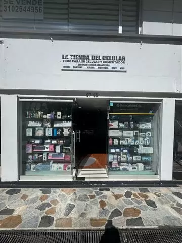 $37000000 : SE VENDE TIENDA DE CELULARES image 1