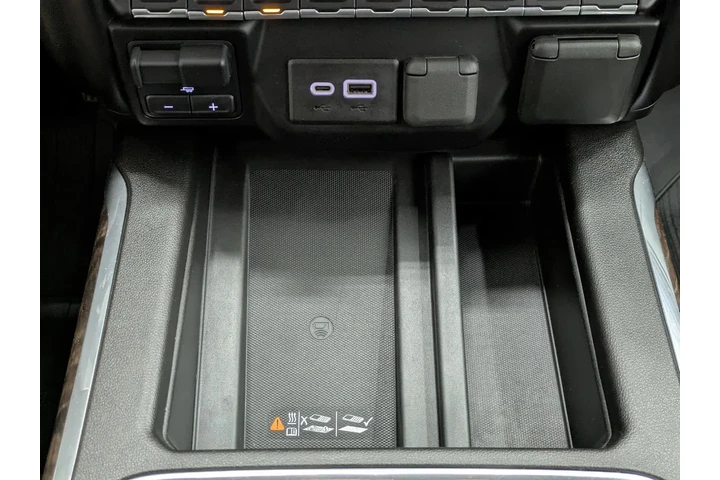 $45995 : Pre-Owned 2022 Sierra 1500 Li image 5