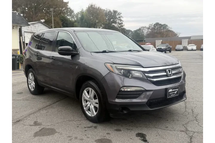 2016 Pilot LX image 7