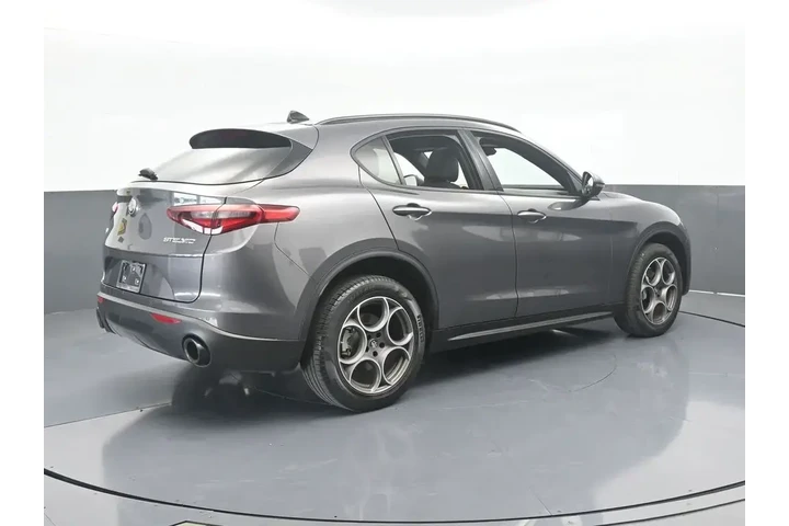 $27822 : Alfa Romeo Stelvio 2023 AWD image 6
