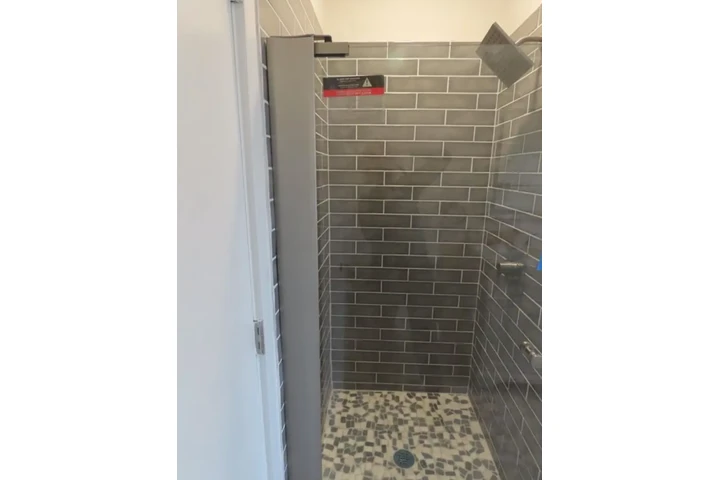 $2579 : 4bed for rent image 8