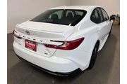 $28915 : Toyota Camry 2025 SE 4dr Sed thumbnail