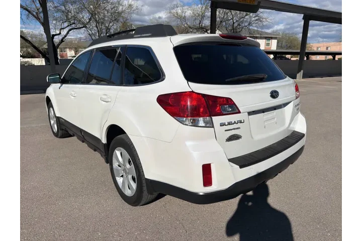 $8995 : 2011 Outback image 8