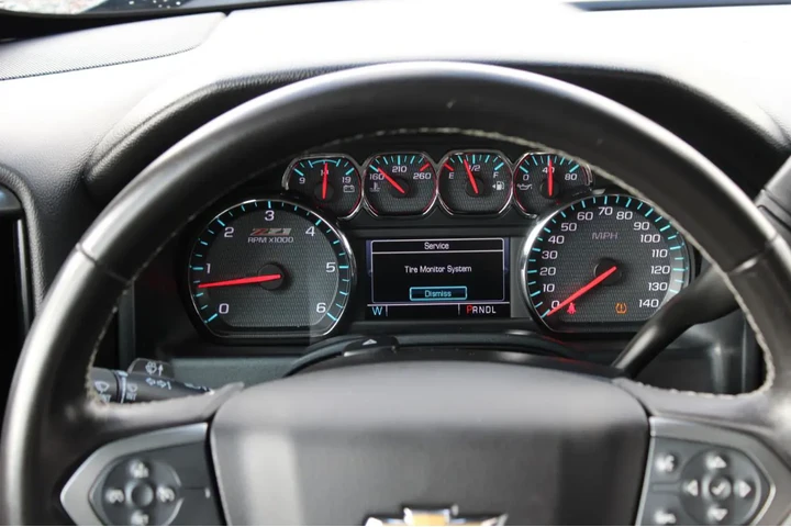 $22995 : 2018 Silverado 1500 4WD Doubl image 9