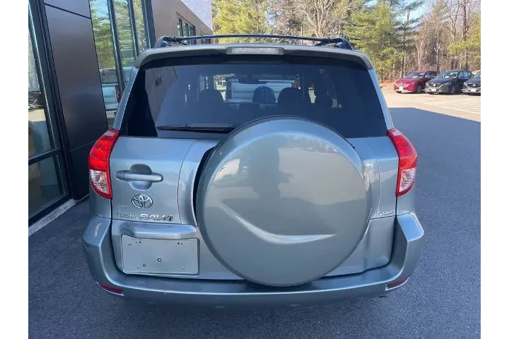 $8995 : Toyota RAV4 2008 4x4 Base 4d image 9