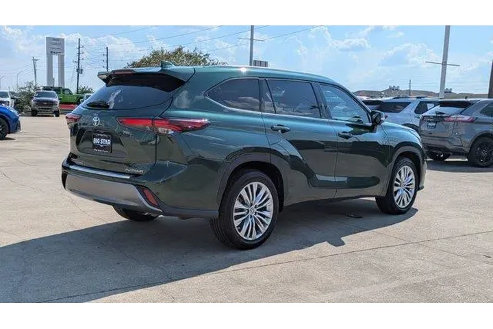 $39495 : Toyota Highlander 2024 Plati image 3