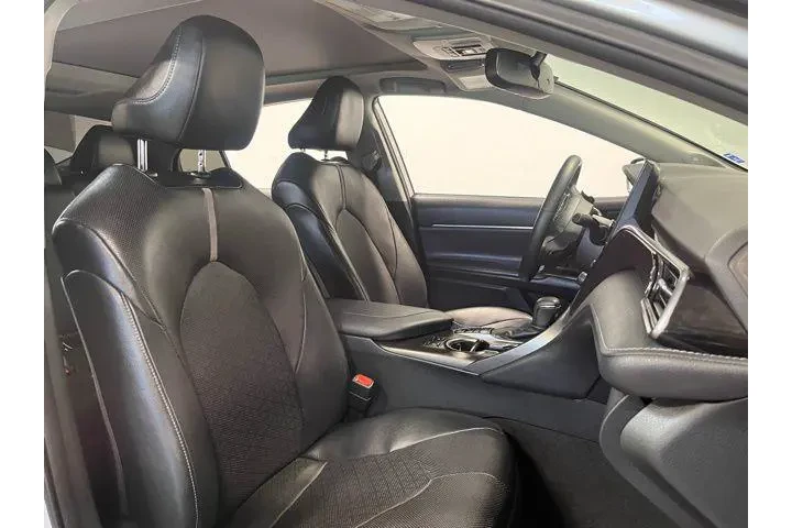 $33560 : Toyota Camry 2022 image 10