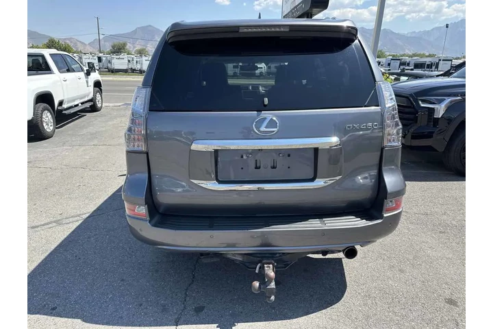 $26495 : 2017 GX 460 Luxury 4WD image 3