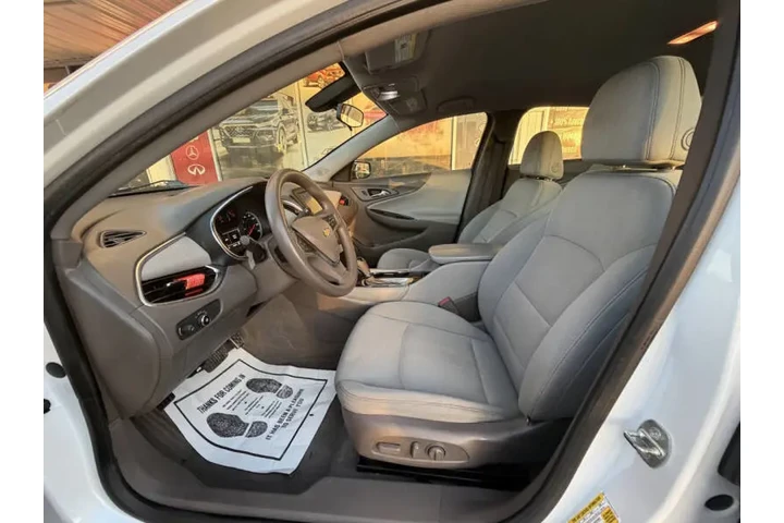 $16499 : 2016 Malibu LT image 9