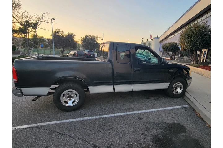 $3400 : Truck image 5