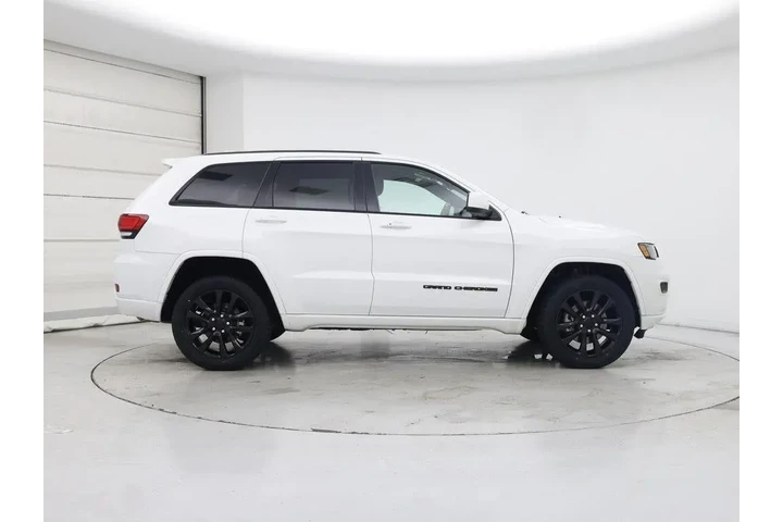 $28998 : Jeep Grand Cherokee 2021 4x4 image 7