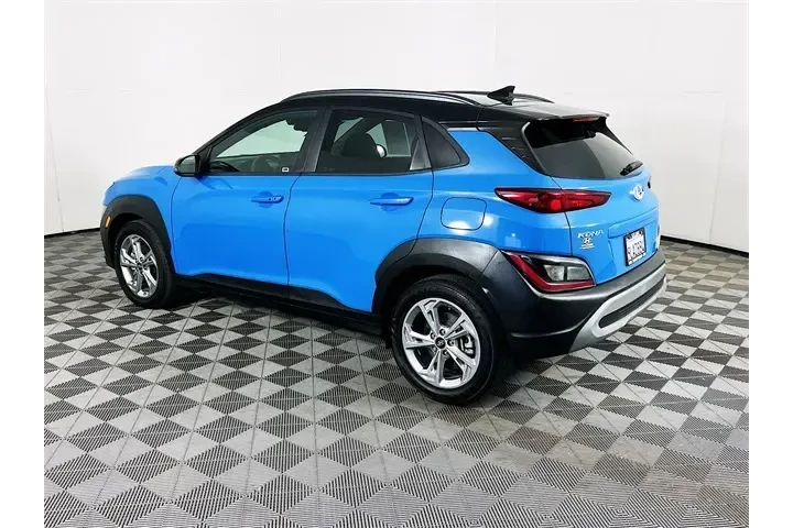 $17900 : Hyundai KONA 2022 AWD SEL 4d image 5