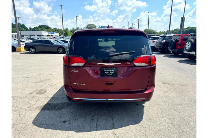 $14980 : 2019 Pacifica Touring L FWD image 3