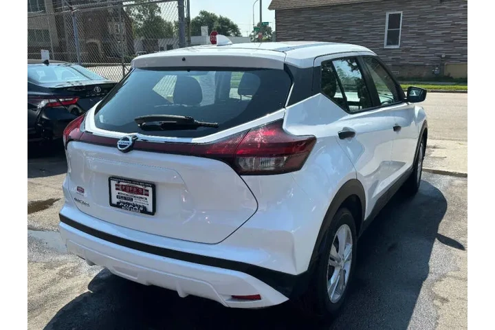 $16995 : 2021 Kicks S image 9