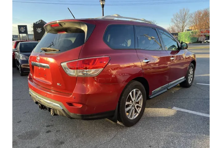 $7900 : 2014 Pathfinder SL image 7