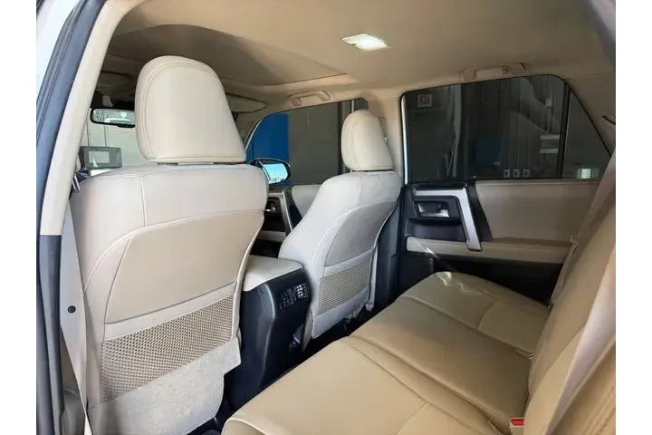 $36981 : Toyota 4Runner 2022 4x4 SR5 image 5