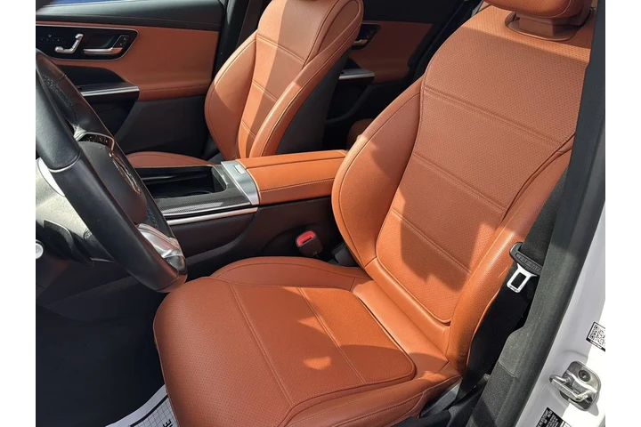 $27990 : Mercedes-Benz GLC 2023 AWD G image 10