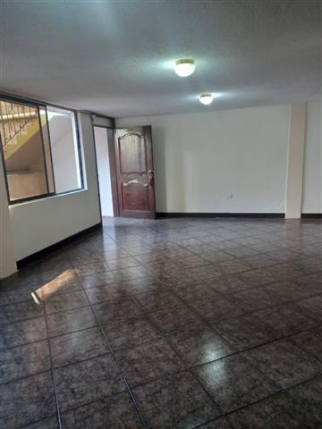 $250 : Arriendo Departamento Ponceano image 2