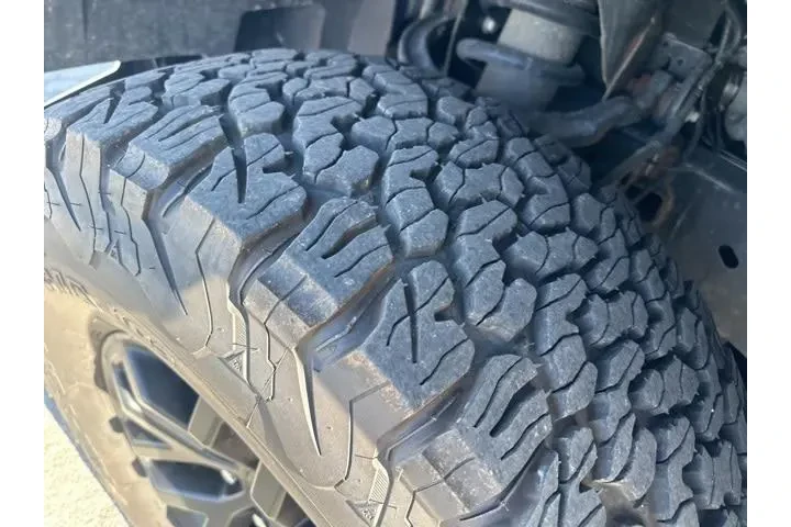 $37000 : Ford F-150 2017 4x4 Raptor 4 image 9