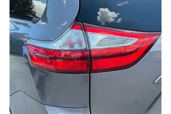 $14999 : Toyota Sienna 2015 LE 7-Pass image 8