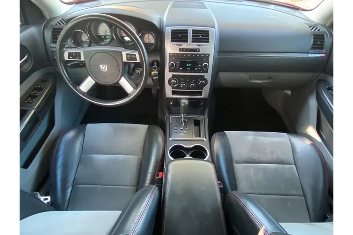 $29950 : 2008 Magnum image 10