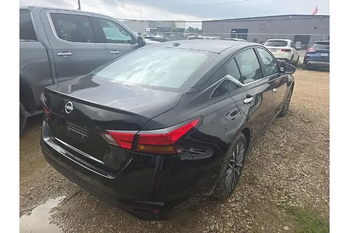 $21825 : Nissan Altima 2025 2.5 SV 4d image 3