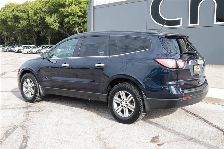 $13488 : 2015 Traverse LT image 6