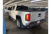 $33995 : GMC Sierra 1500 2018 4x4 SLT thumbnail