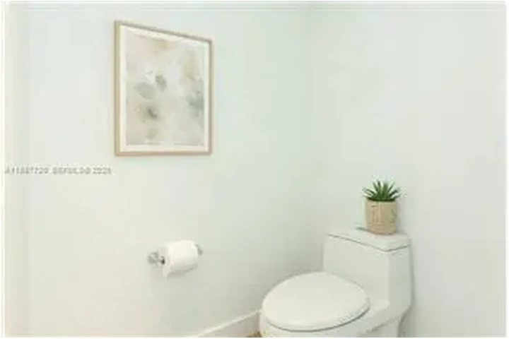 $6000 : Rental property with 2 bedro image 10