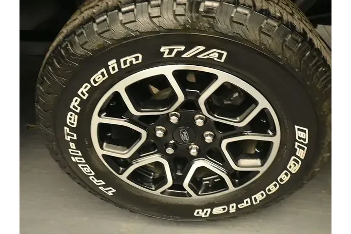 $34454 : Ford F-150 2021 4x4 XLT 4dr image 9