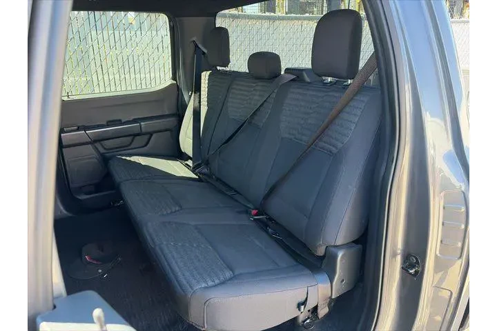 $39200 : Ford F-150 2023 4x4 XL 4dr S image 8