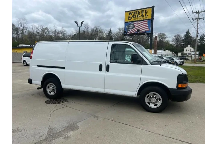 $9995 : 2014 Express 2500 image 1