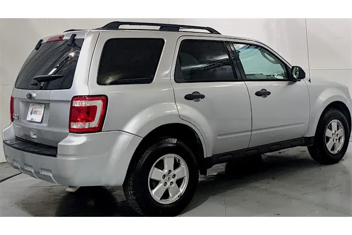 2015 Escape SE 4WD image 5