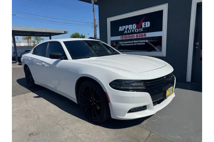 $10498 : 2016 Charger SXT image 2