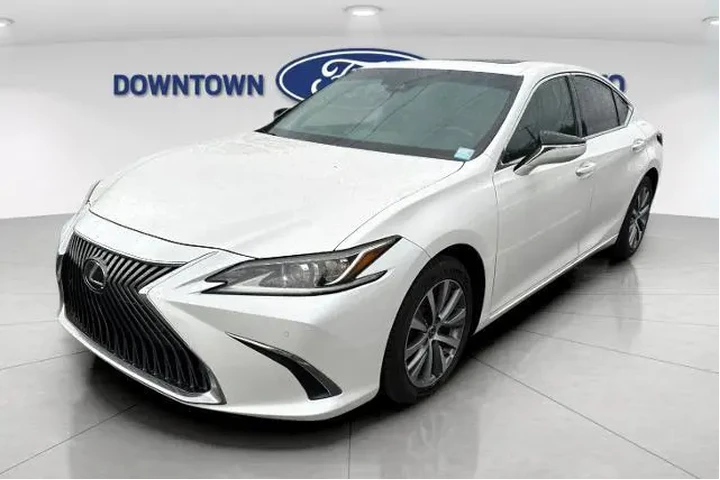 $24661 : Lexus ES 350 2019 F SPORT 4d image 2