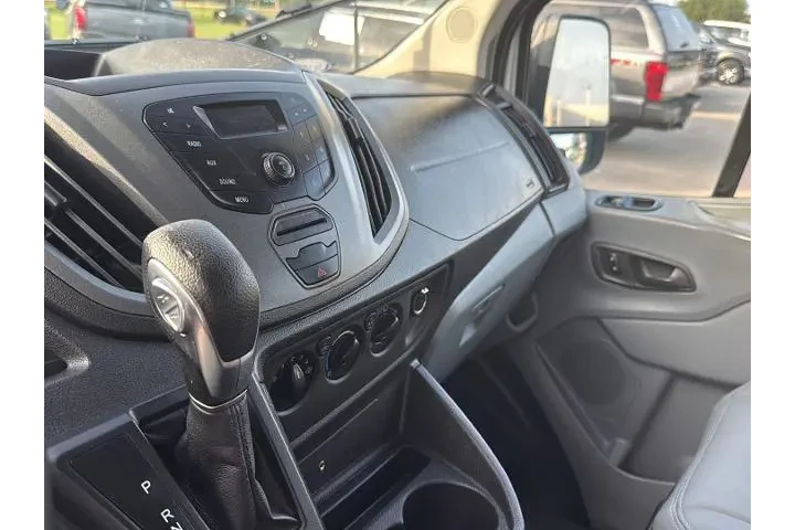 $32206 : Ford Transit 2019 350 XL 3dr image 8
