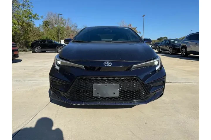 $20645 : Toyota Corolla 2024 SE 4dr S image 2