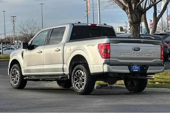 $39995 : Ford F-150 2023 4x4 XLT 4dr image 6