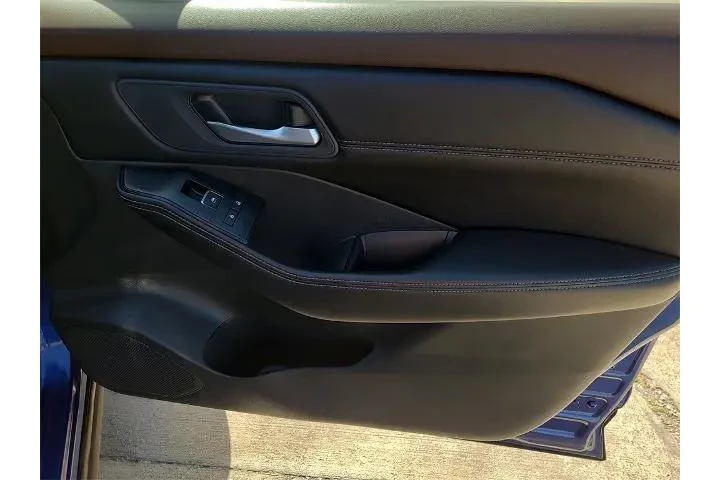 $21751 : Nissan Rogue 2023 AWD SL 4dr image 9