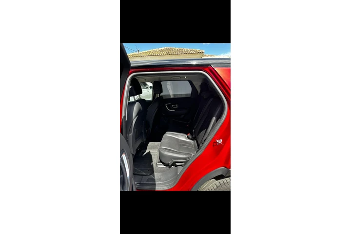 $26000 : LAND ROVER DISCOVERY SPORT HSE image 7