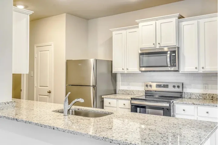 $1205 : Casa en renta de 3 recámaras image 8