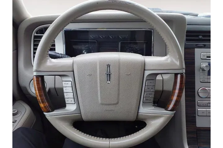 $8561 : Lincoln Navigator 2009 4x4 4 image 7