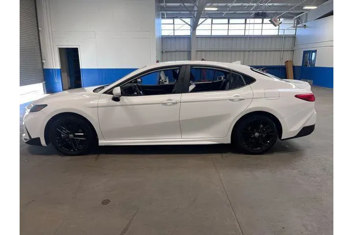 $29471 : Toyota Camry 2025 SE 4dr Sed image 6