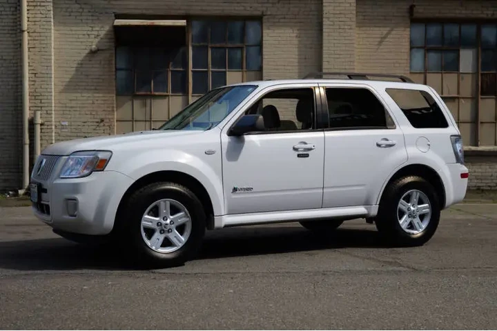 $4888 : 2009 Mariner Hybrid image 4