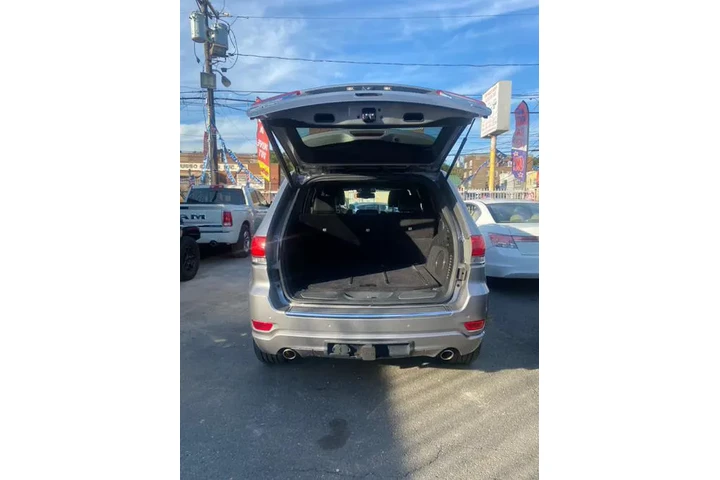 Used 2015 Grand Cherokee 4WD image 10