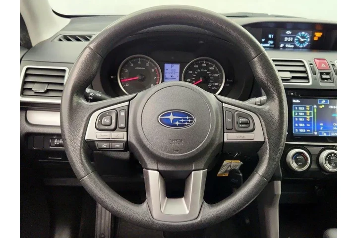 $18998 : Subaru Forester 2017 AWD 2.5 image 10