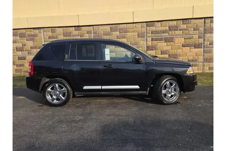 $7100 : Jeep Compass 2010 4x4 Limite image 2