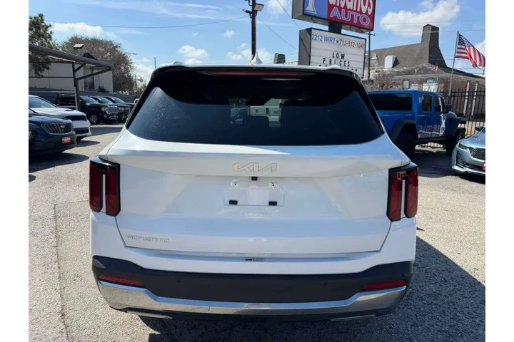 2024 Sorento S 2WD image 5